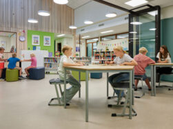 Architecten van Team 4 De Kameleon Eexterveen (16)